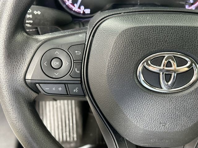 Used 2024 Toyota RAV4 XLE AWD/4WD image 19