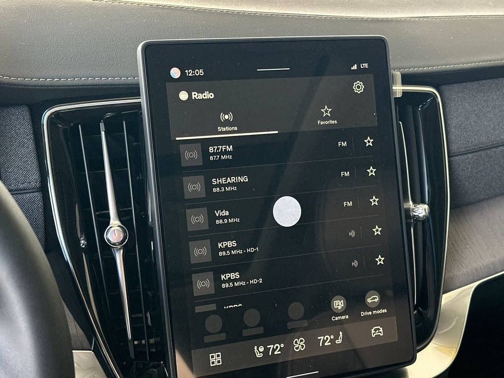 New 2026 Volvo XC90 B6 Ultra image 18