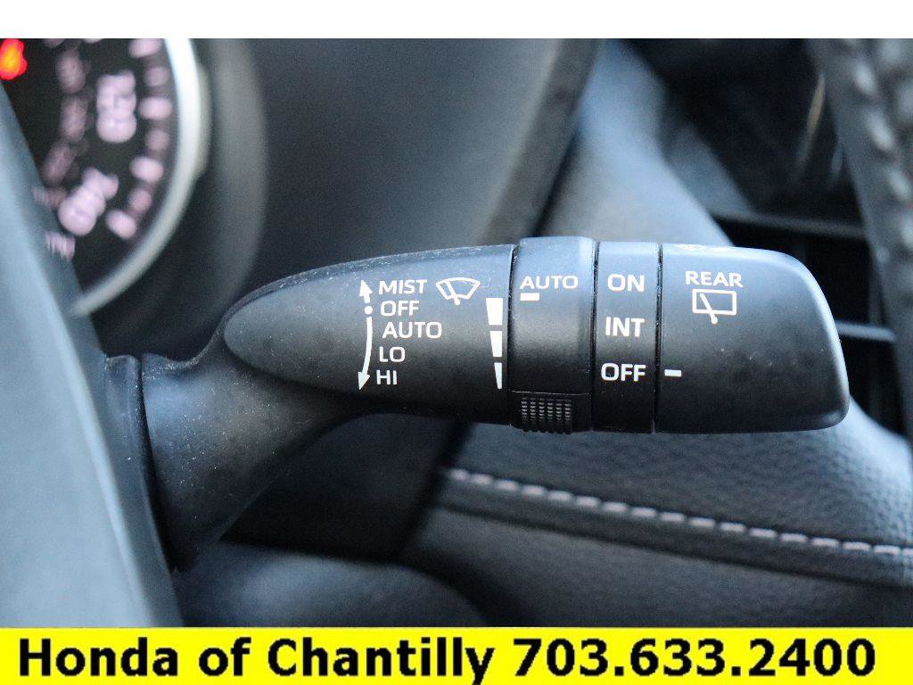 Used 2022 Toyota RAV4 XLE image 10