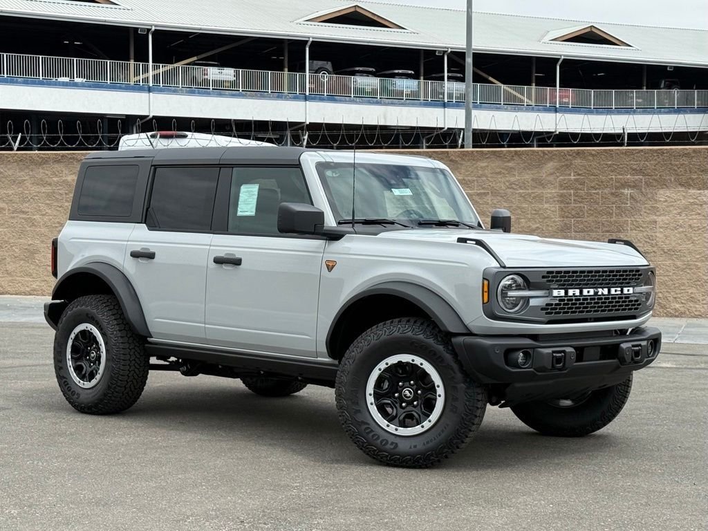 New 2026 Ford Bronco Badlands AWD/4WD image 1