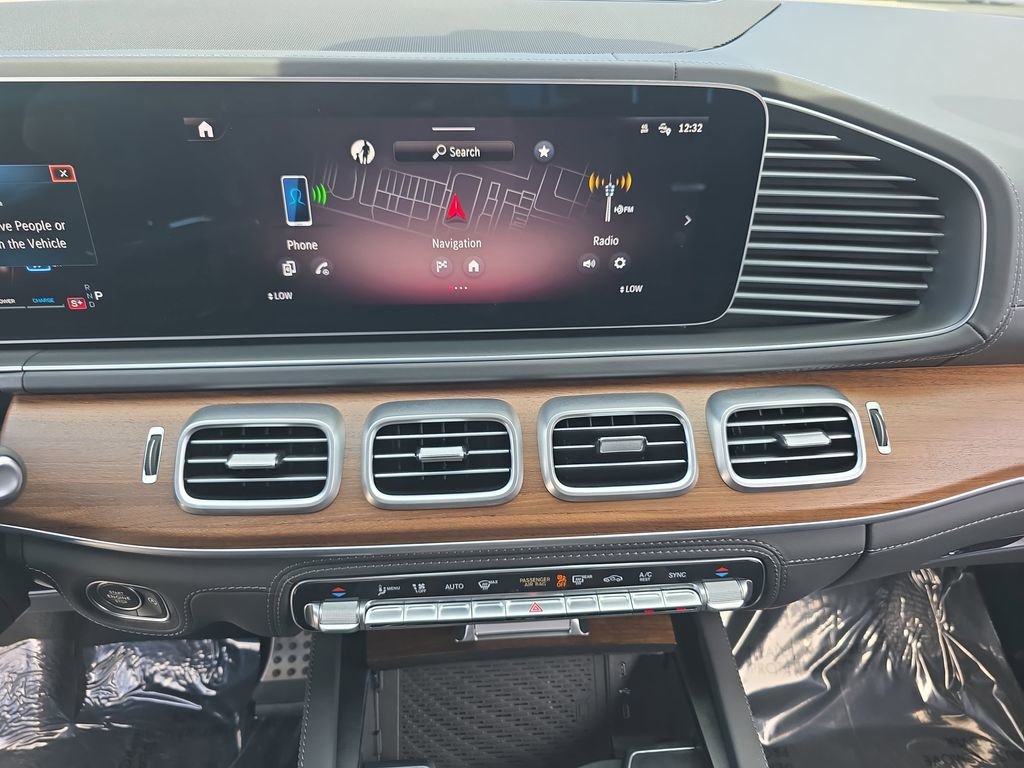 Used 2026 Mercedes-Benz GLE 53 AMG 4MATIC Coupe image 23