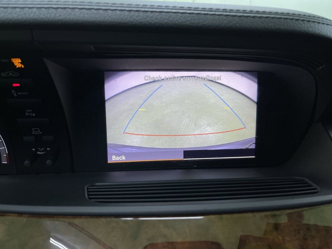 Used 2012 Mercedes-Benz S 550 4MATIC w/ Premium 2 Pkg image 22