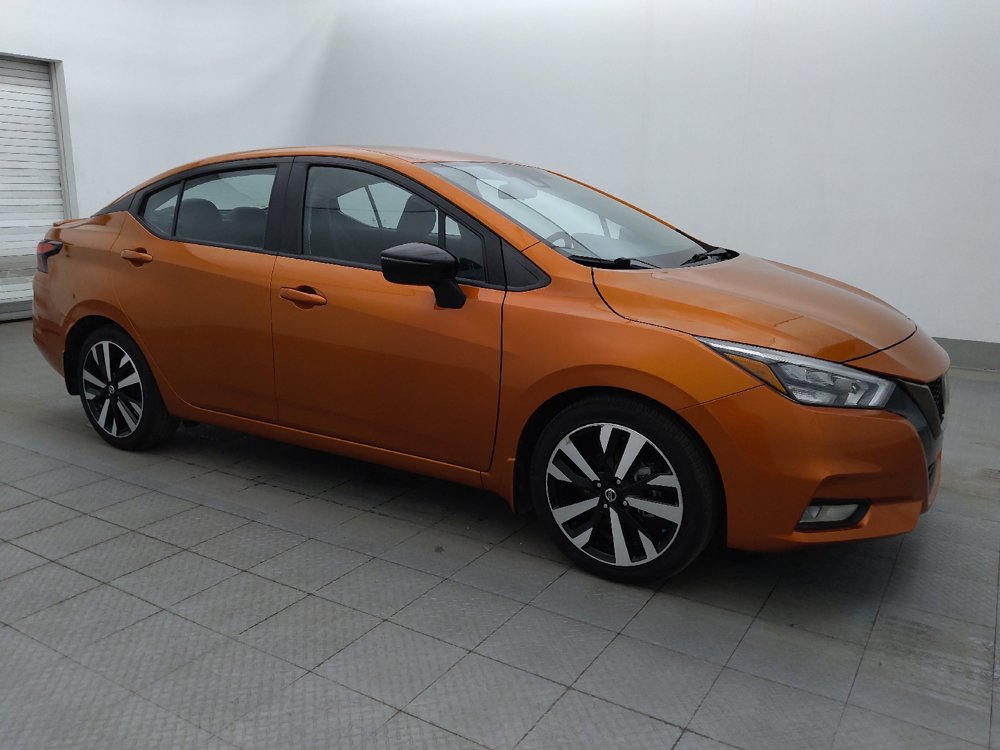 Used 2021 Nissan Versa SR FWD image 11