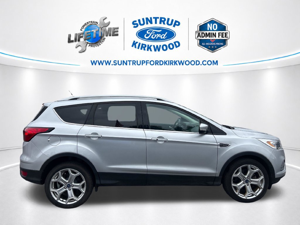 Used 2019 Ford Escape Titanium AWD/4WD image 8