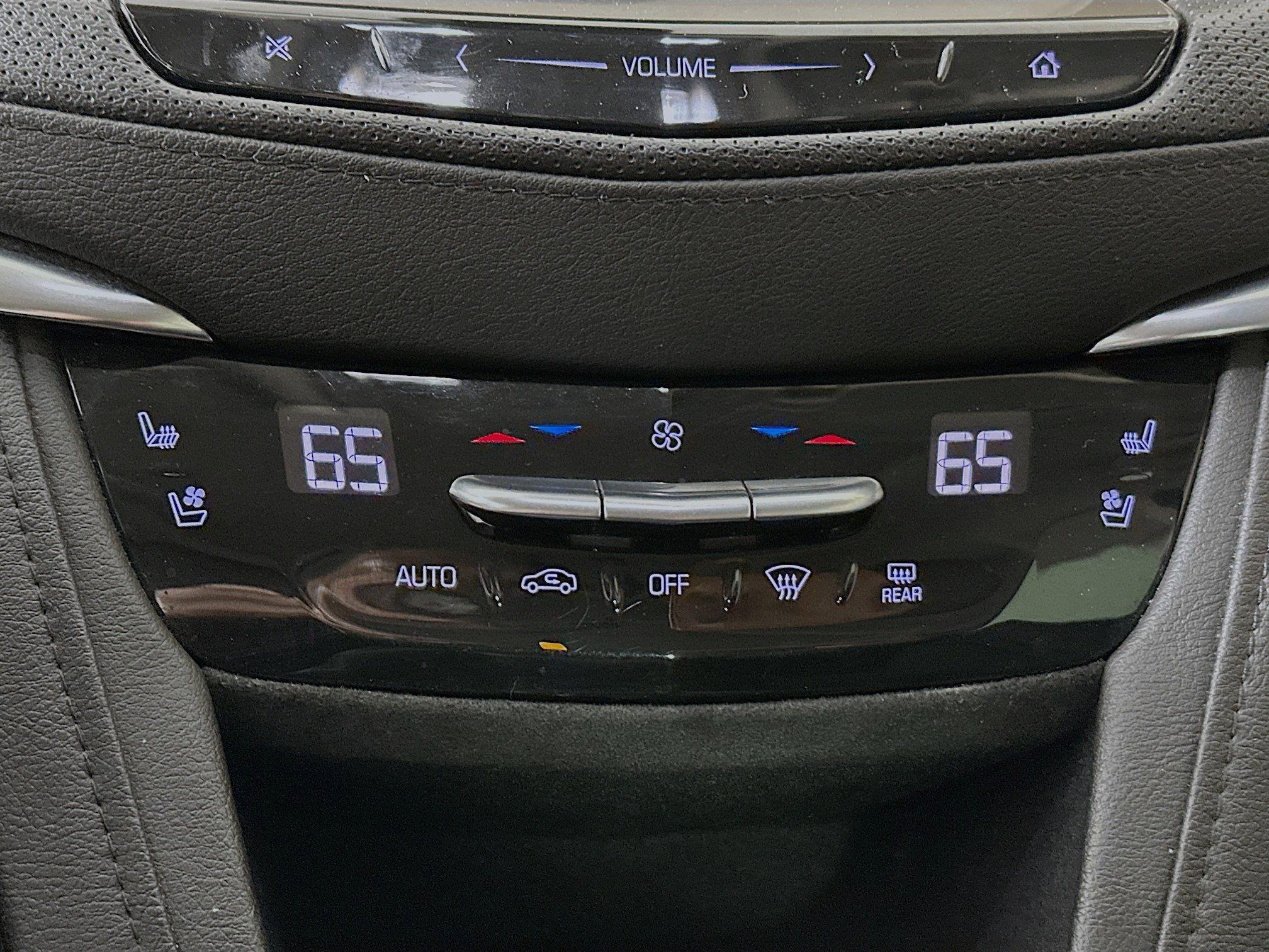 Used 2018 Cadillac XT5 Premium Luxury image 23