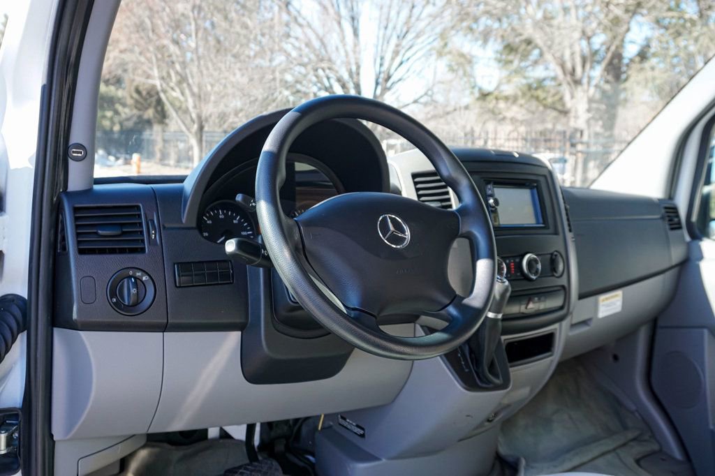 Used 2015 Mercedes-Benz Sprinter 2500 image 72