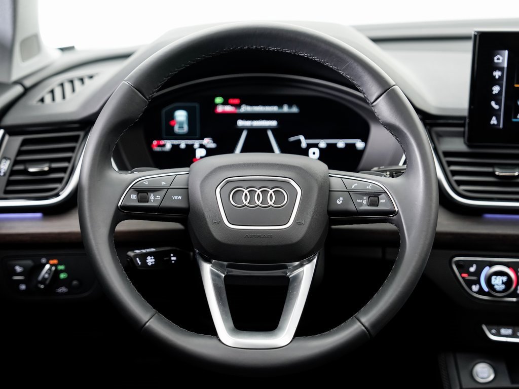 Certified 2025 Audi Q5 2.0T Premium Plus w/ Premium Plus Package image 11
