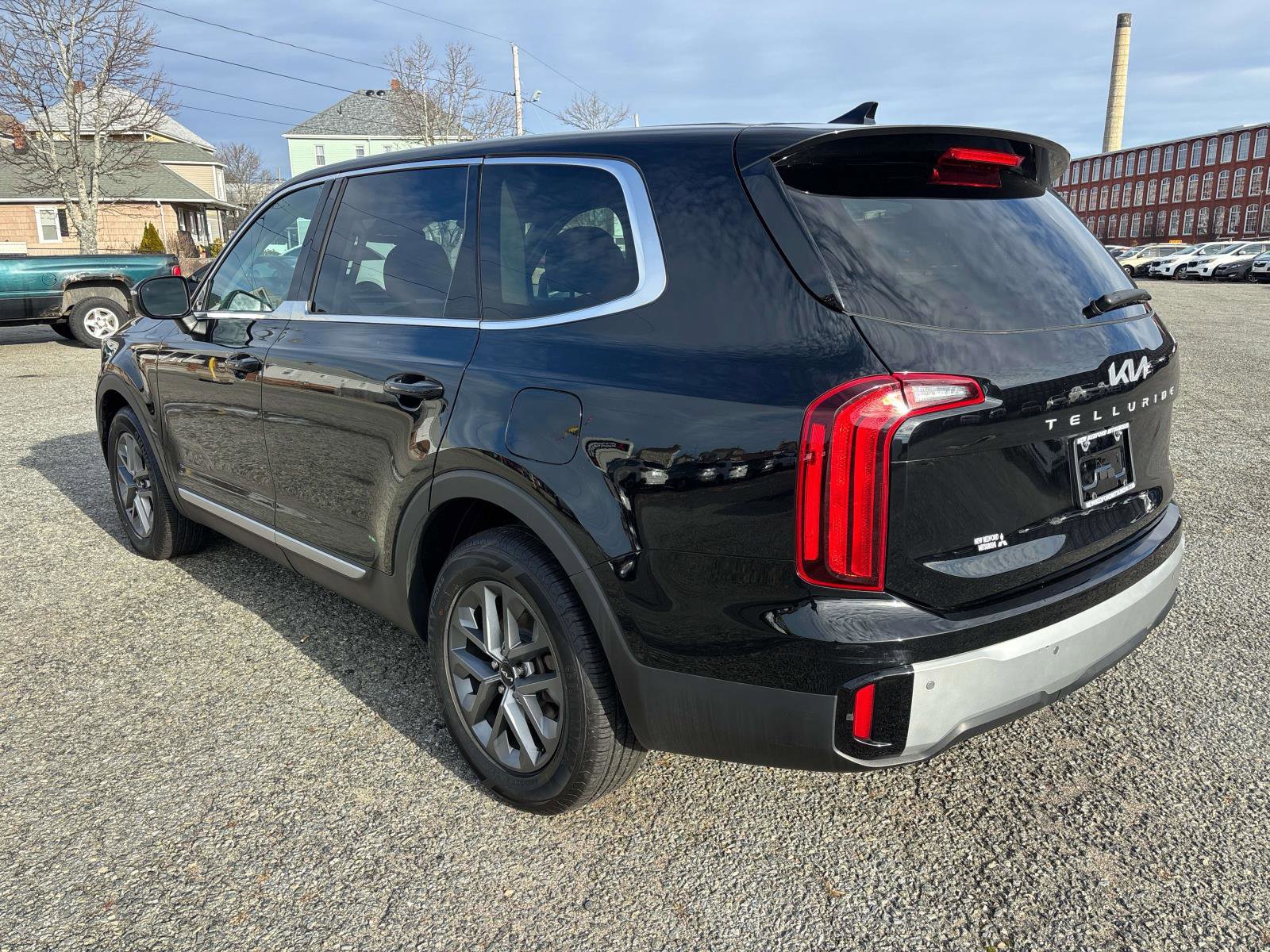 Used 2023 Kia Telluride LX image 6