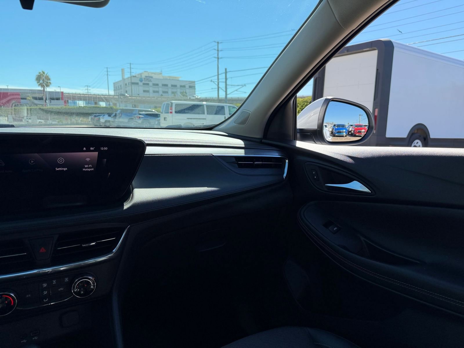 Used 2025 Buick Encore GX Preferred image 33