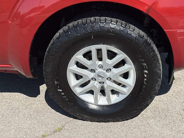 Used 2018 Nissan Frontier SV w/ Value Truck Package image 9