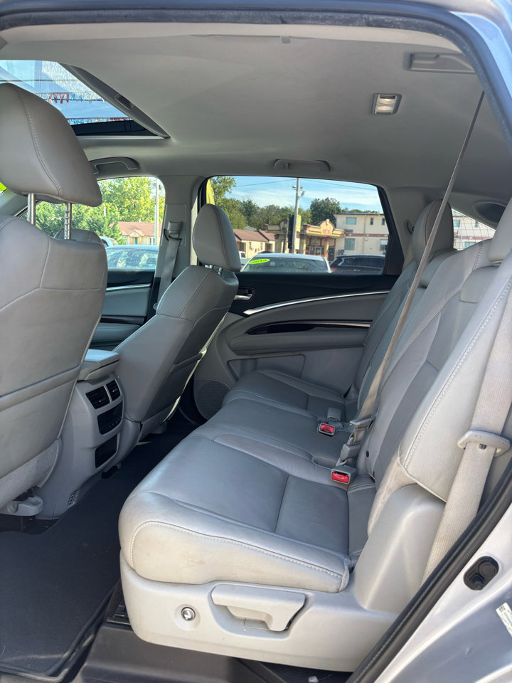 Used 2016 Acura MDX SH-AWD w/ Technology Package image 12