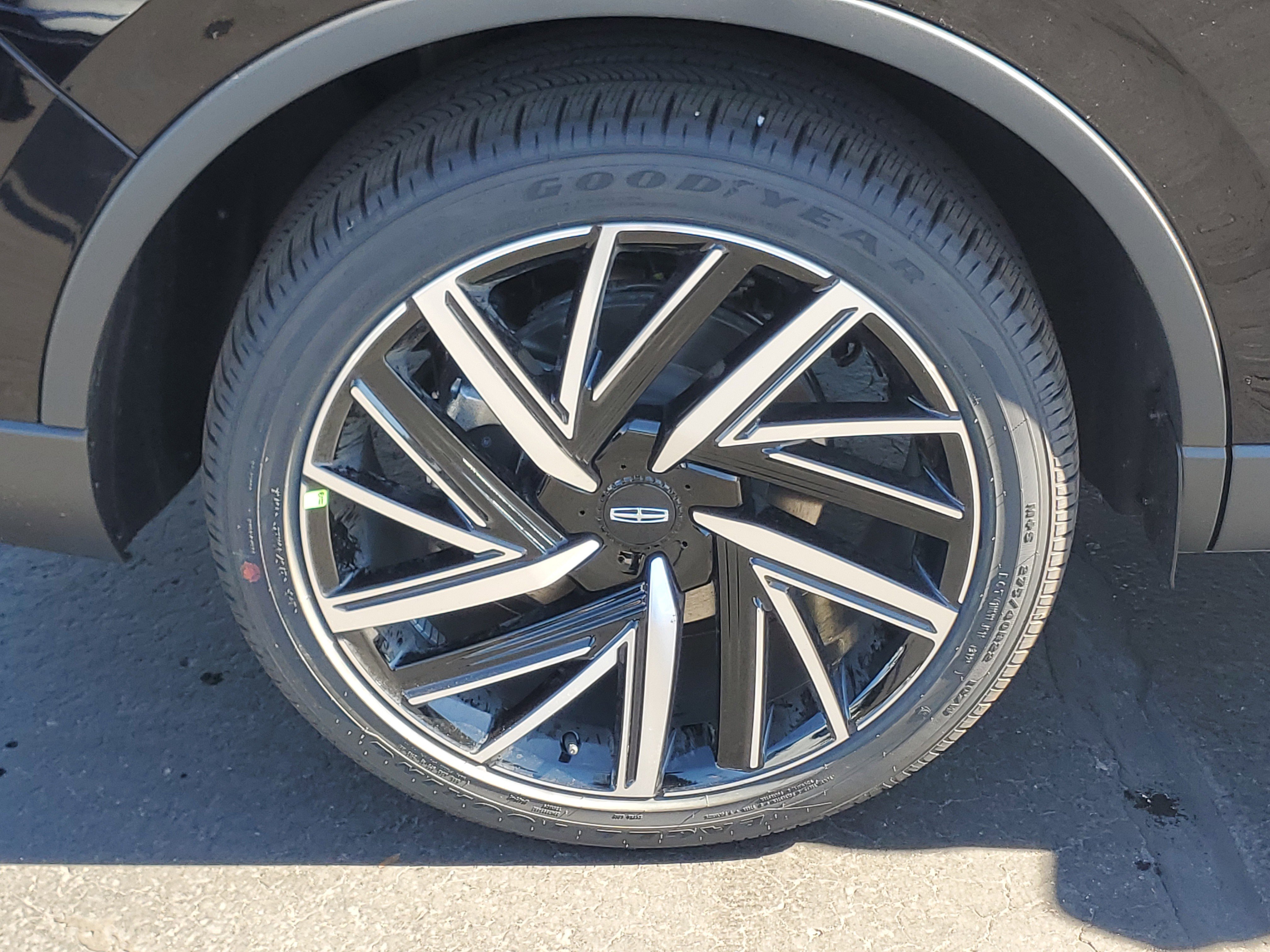 New 2025 Lincoln Aviator Reserve w/ Equipment Group 201A image 5