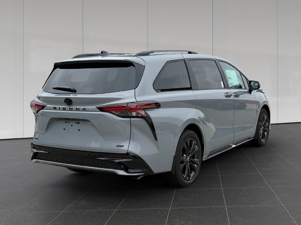 New 2026 Toyota Sienna XSE FWD image 6