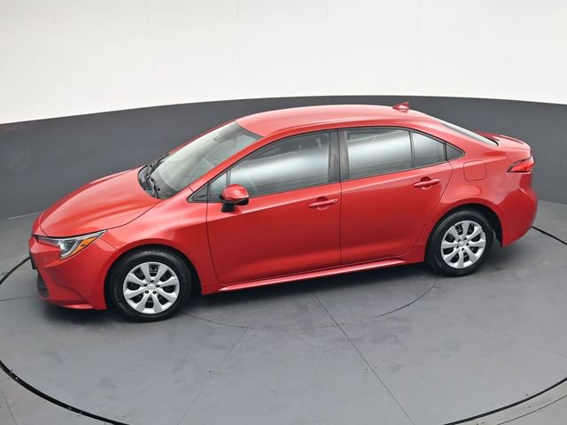Used 2021 Toyota Corolla LE FWD image 25