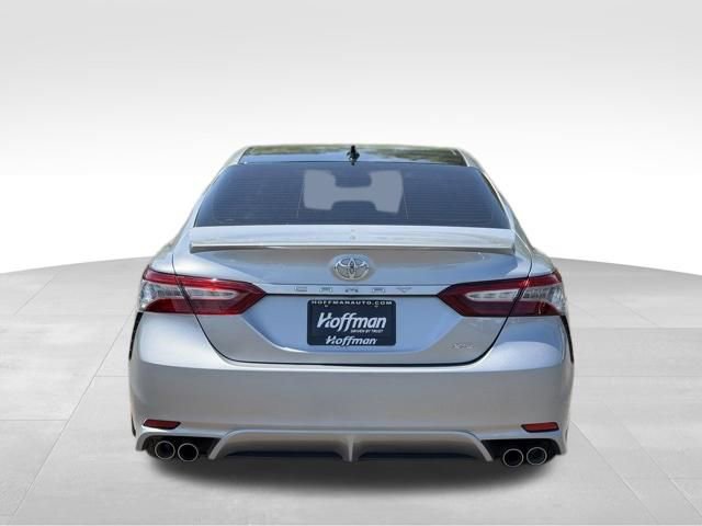 Used 2019 Toyota Camry XSE FWD image 6