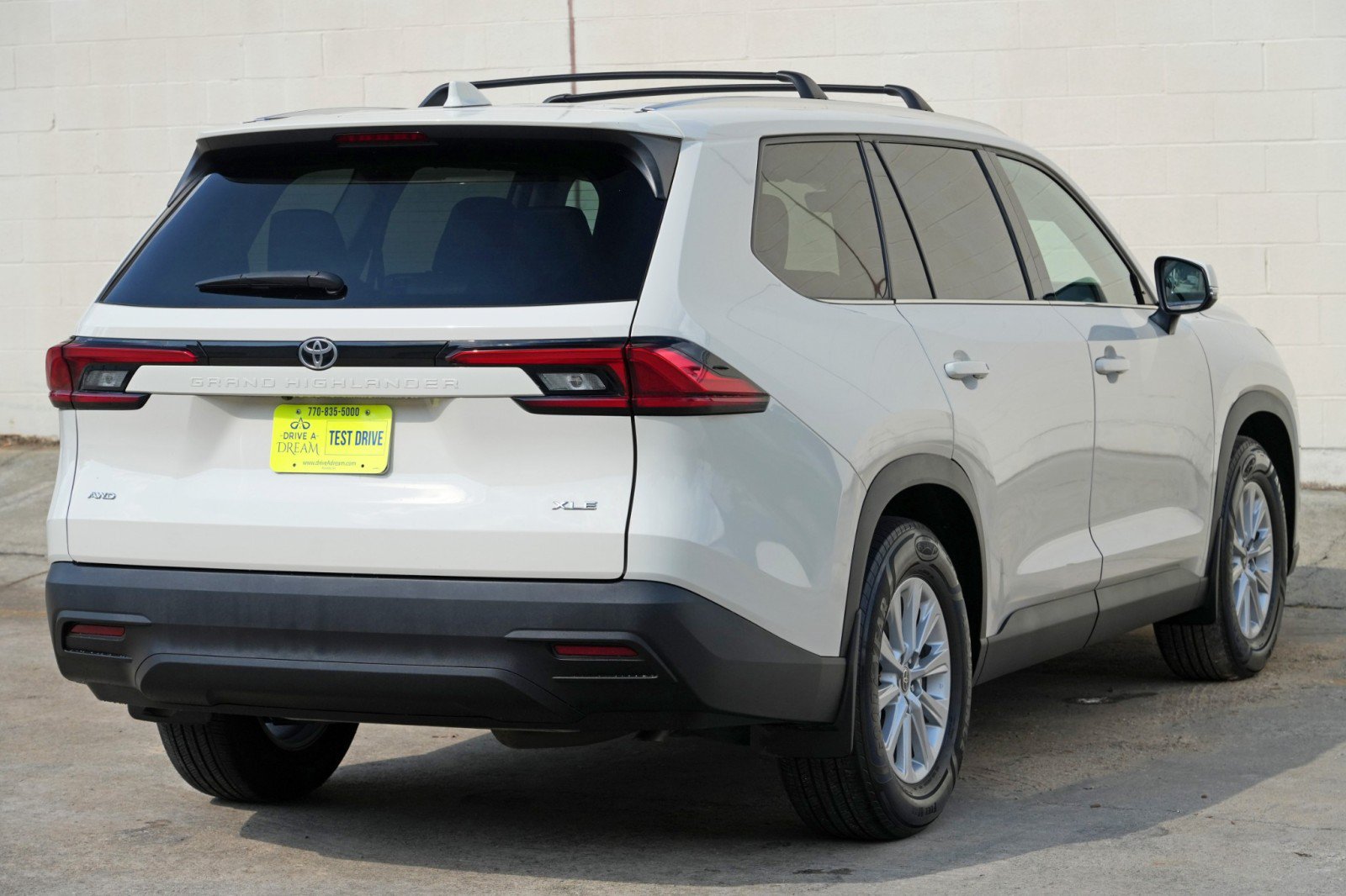 Used 2024 Toyota Grand Highlander AWD image 53