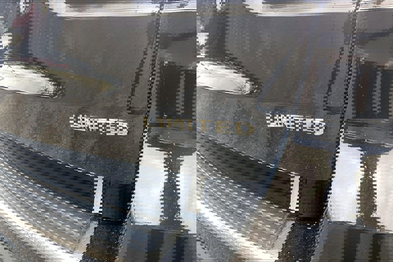 Used 2022 Jeep Grand Cherokee Limited w/ Trailer Tow Group IV image 10