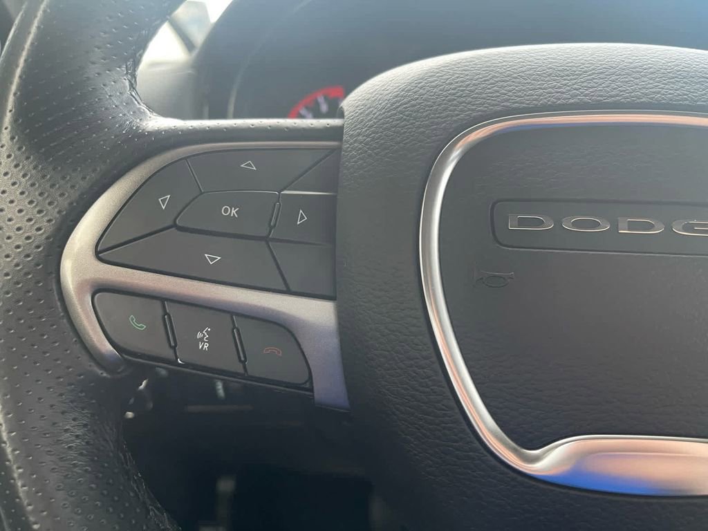 Used 2021 Dodge Durango SXT image 25