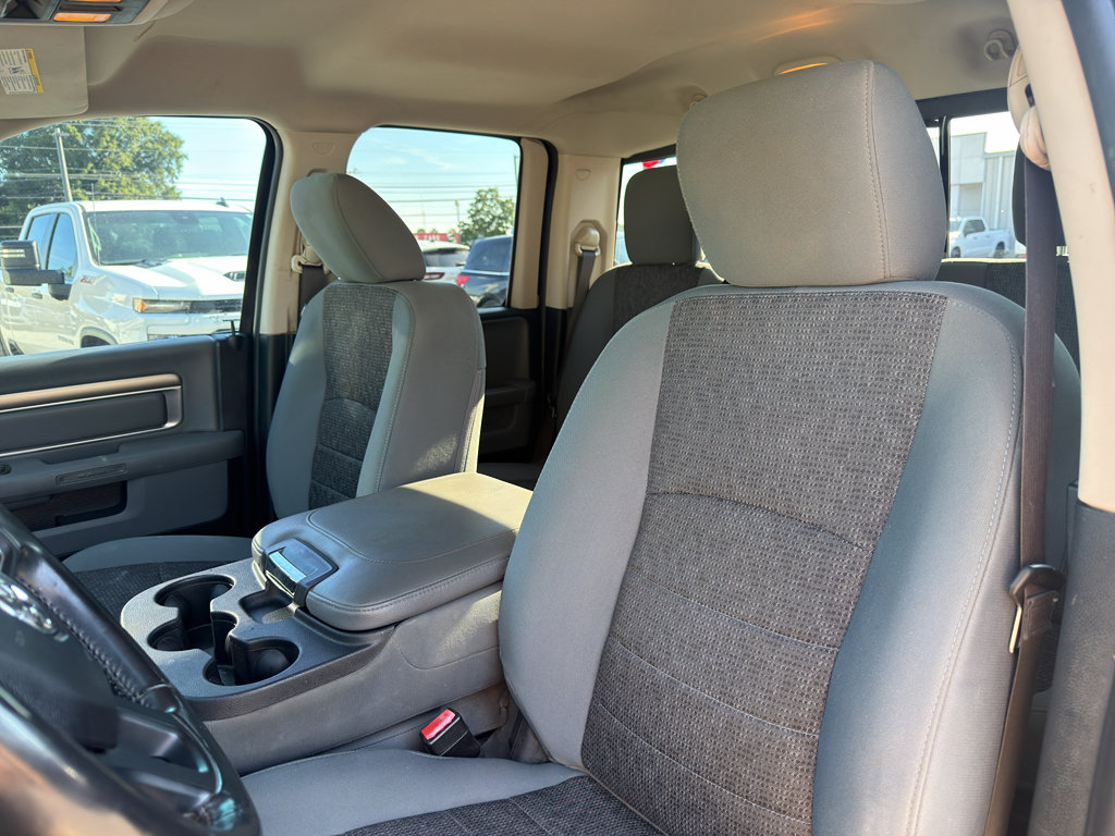 Used 2017 RAM 1500 Big Horn RWD image 22