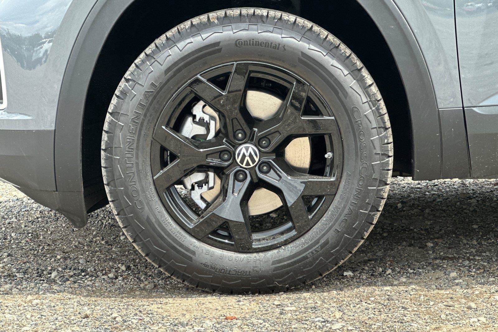New 2026 Volkswagen Atlas Peak Edition AWD/4WD image 25