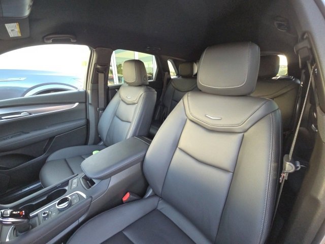 New 2025 Cadillac XT5 Luxury w/ LPO, Floor Liner Package image 11