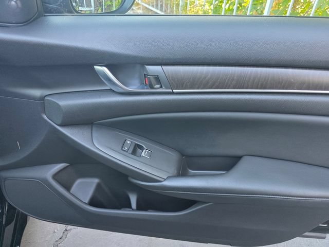 Used 2018 Honda Accord EX-L image 24