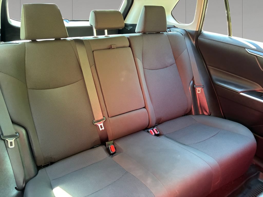 Used 2025 Toyota RAV4 LE AWD/4WD image 18