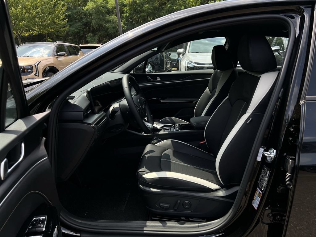 New 2026 Kia K5 GT-Line AWD/4WD image 18