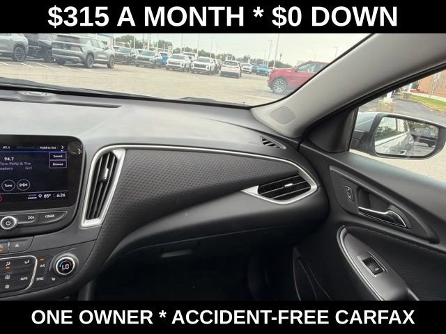 Used 2025 Chevrolet Malibu LT FWD image 31