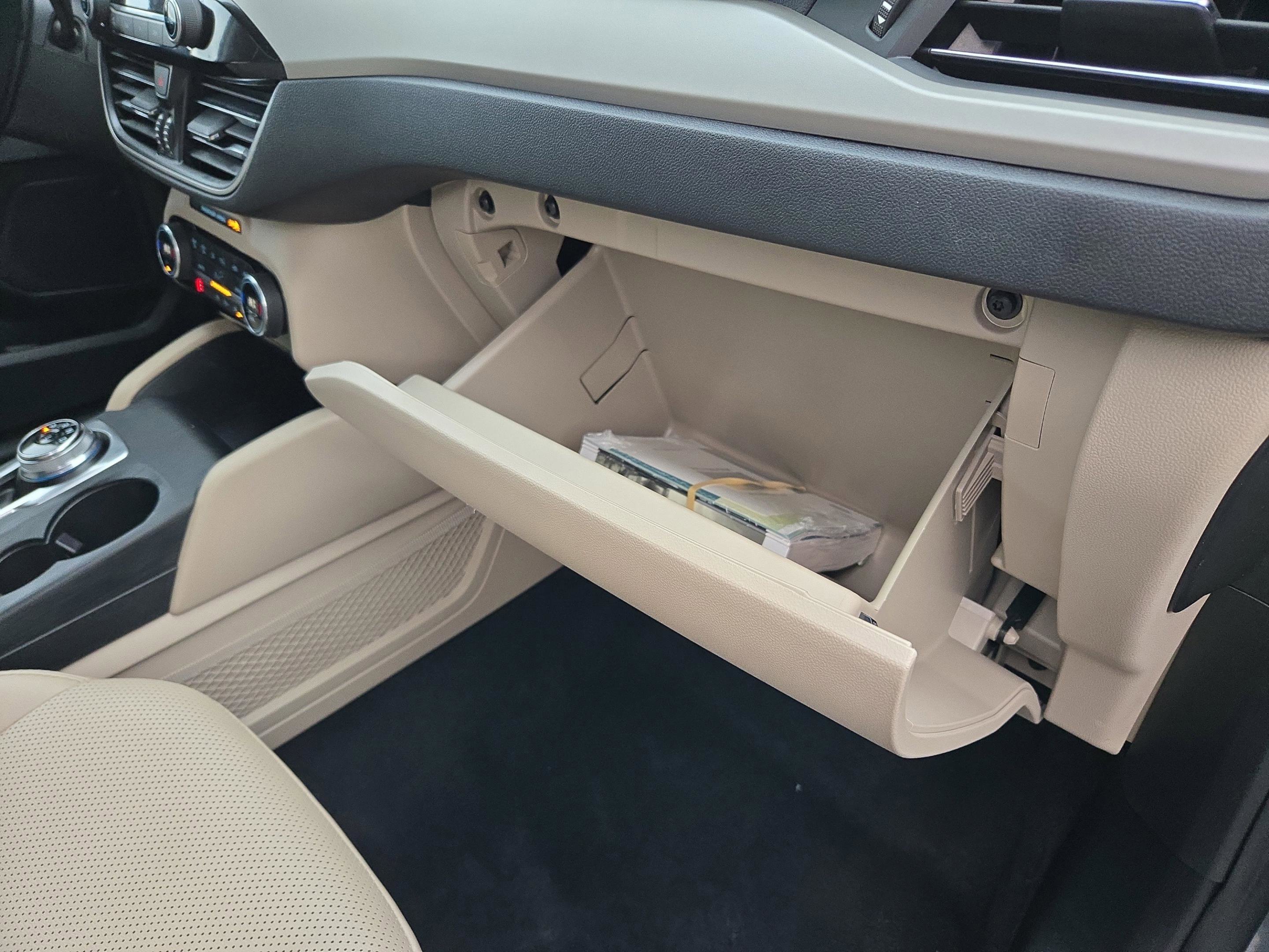 Used 2021 Ford Escape SEL image 27