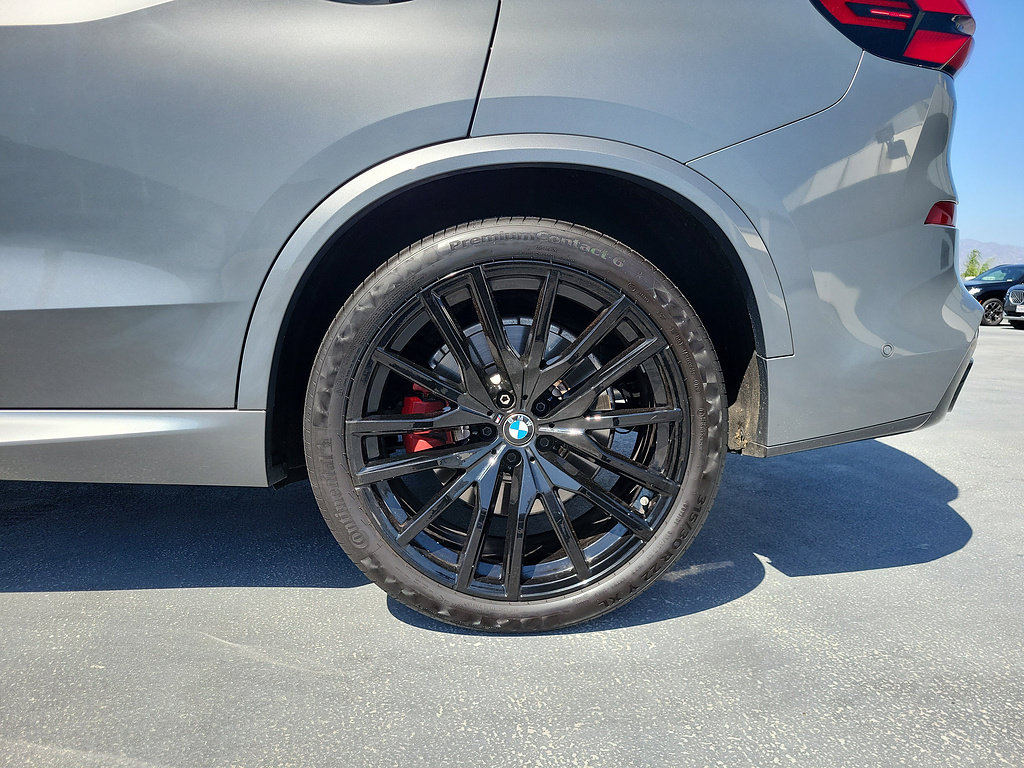 Used 2024 BMW X5 M60i w/ Climate Comfort Package AWD/4WD image 6