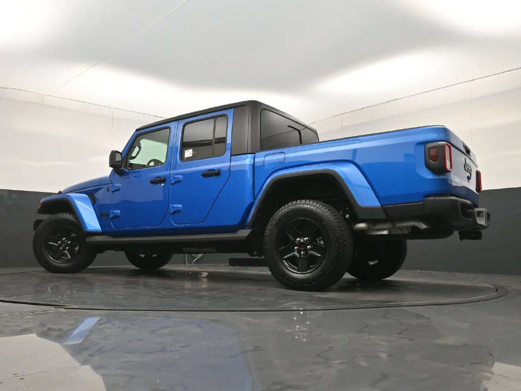 Used 2023 Jeep Gladiator Sport AWD/4WD image 28
