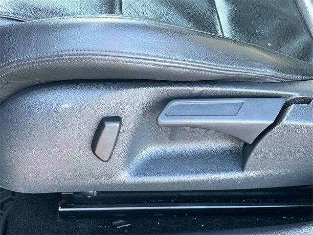 Used 2012 Volkswagen Golf 4-Door image 26