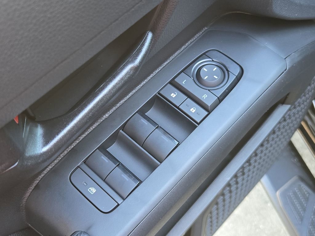 Certified 2025 Toyota Tacoma SR5 image 12