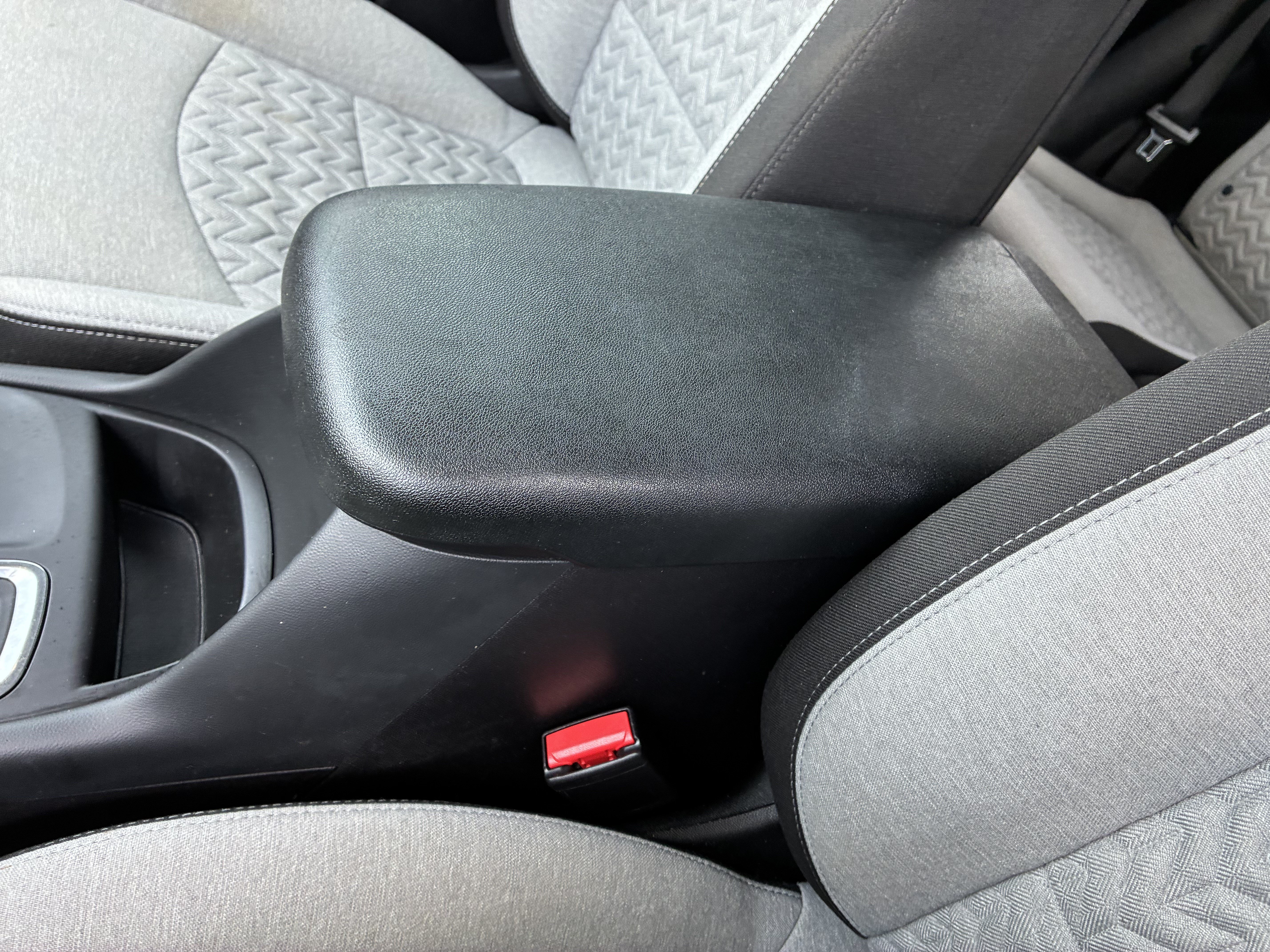 Used 2024 Chevrolet Equinox LS w/ LS Convenience Package FWD image 34