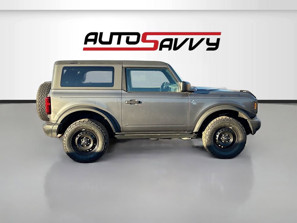 Used 2022 Ford Bronco Black Diamond image 8