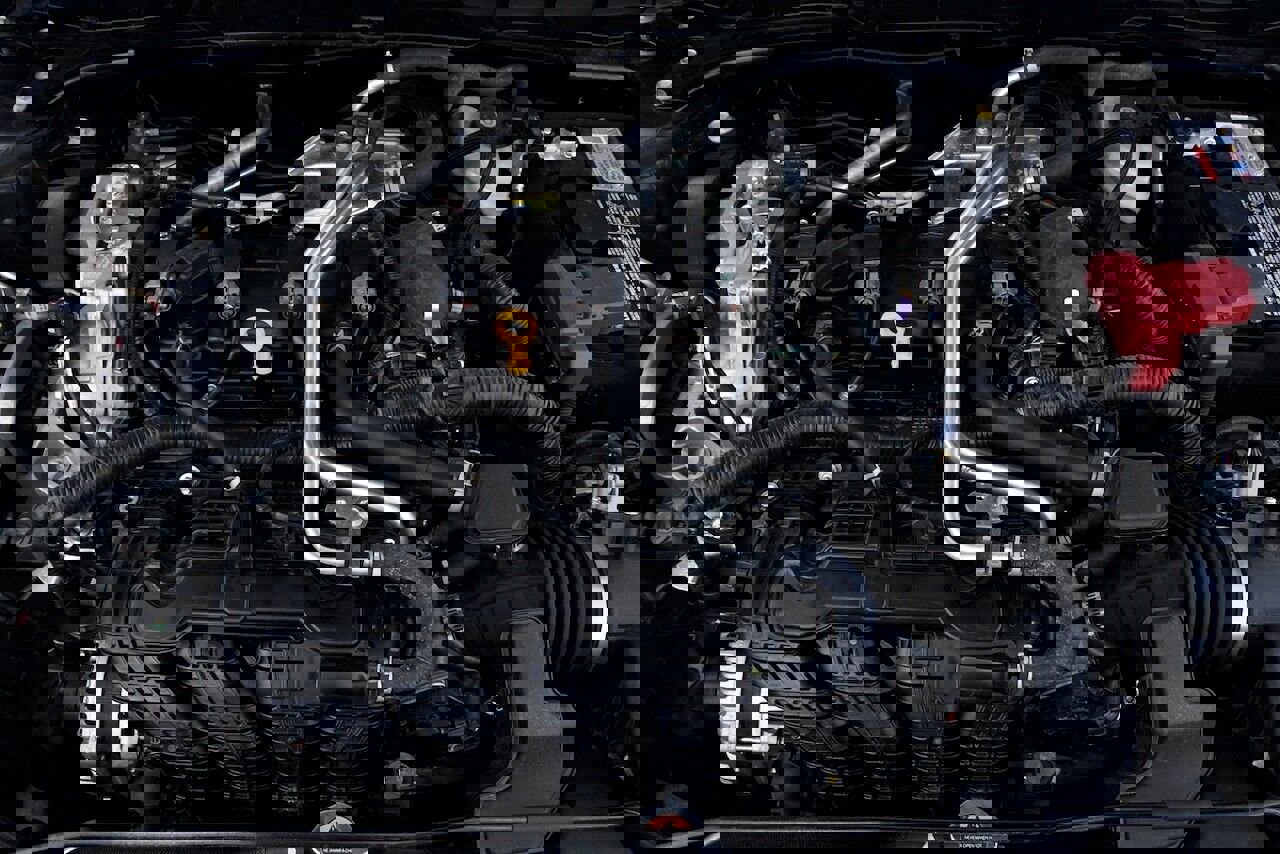 Used 2025 Nissan Altima 2.5 SV image 18