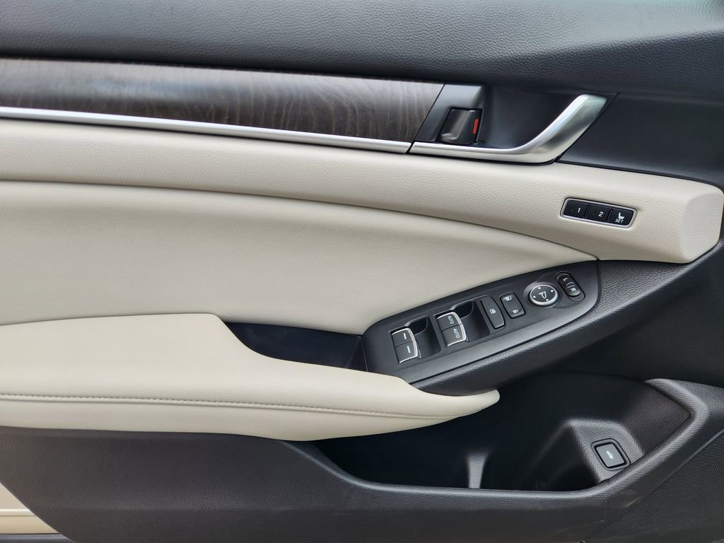 Used 2019 Honda Accord EX-L image 22
