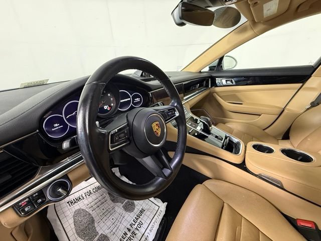 Used 2021 Porsche Panamera RWD image 8
