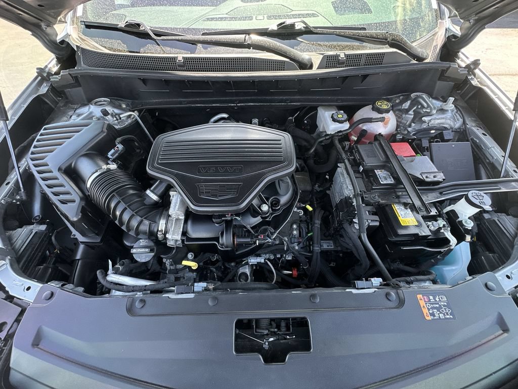 Used 2024 Cadillac XT6 Sport w/ LPO, ONYX Package AWD/4WD image 27