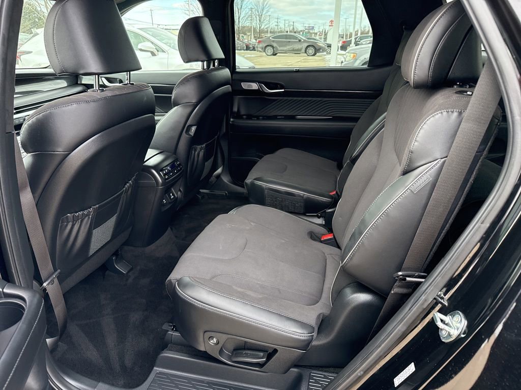 Used 2025 Hyundai Palisade Calligraphy image 27