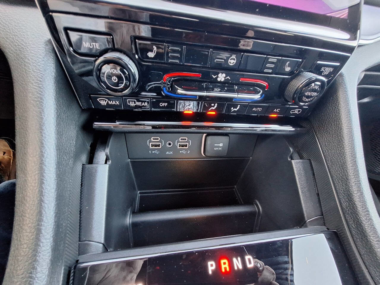 New 2025 Jeep Grand Cherokee Limited image 11