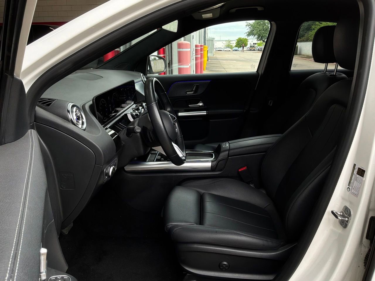 Used 2025 Mercedes-Benz GLA 250 image 10
