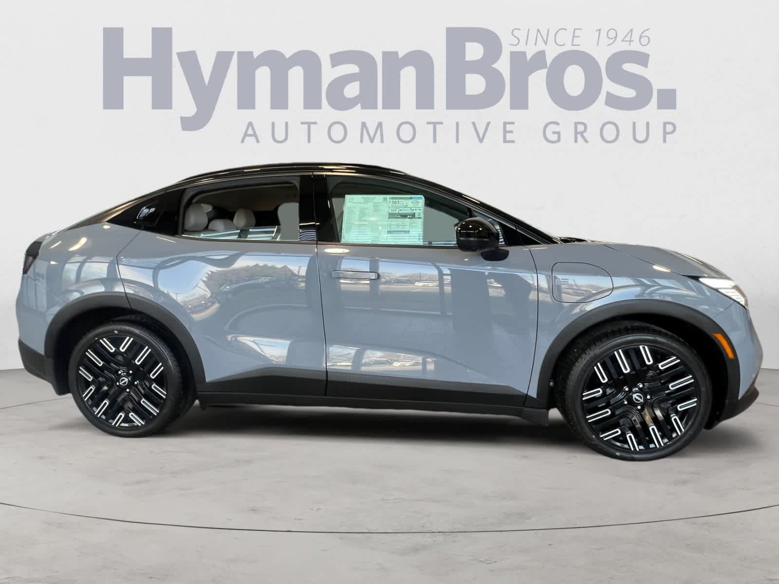 New 2026 Nissan Leaf Platinum+ w/ Cargo Package (Platinum+) FWD image 2
