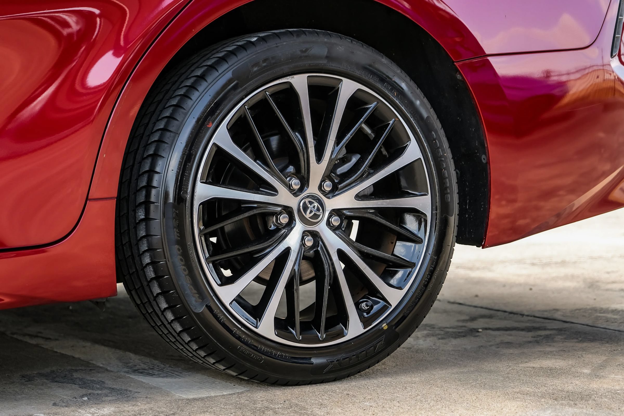 Used 2018 Toyota Camry SE FWD image 58