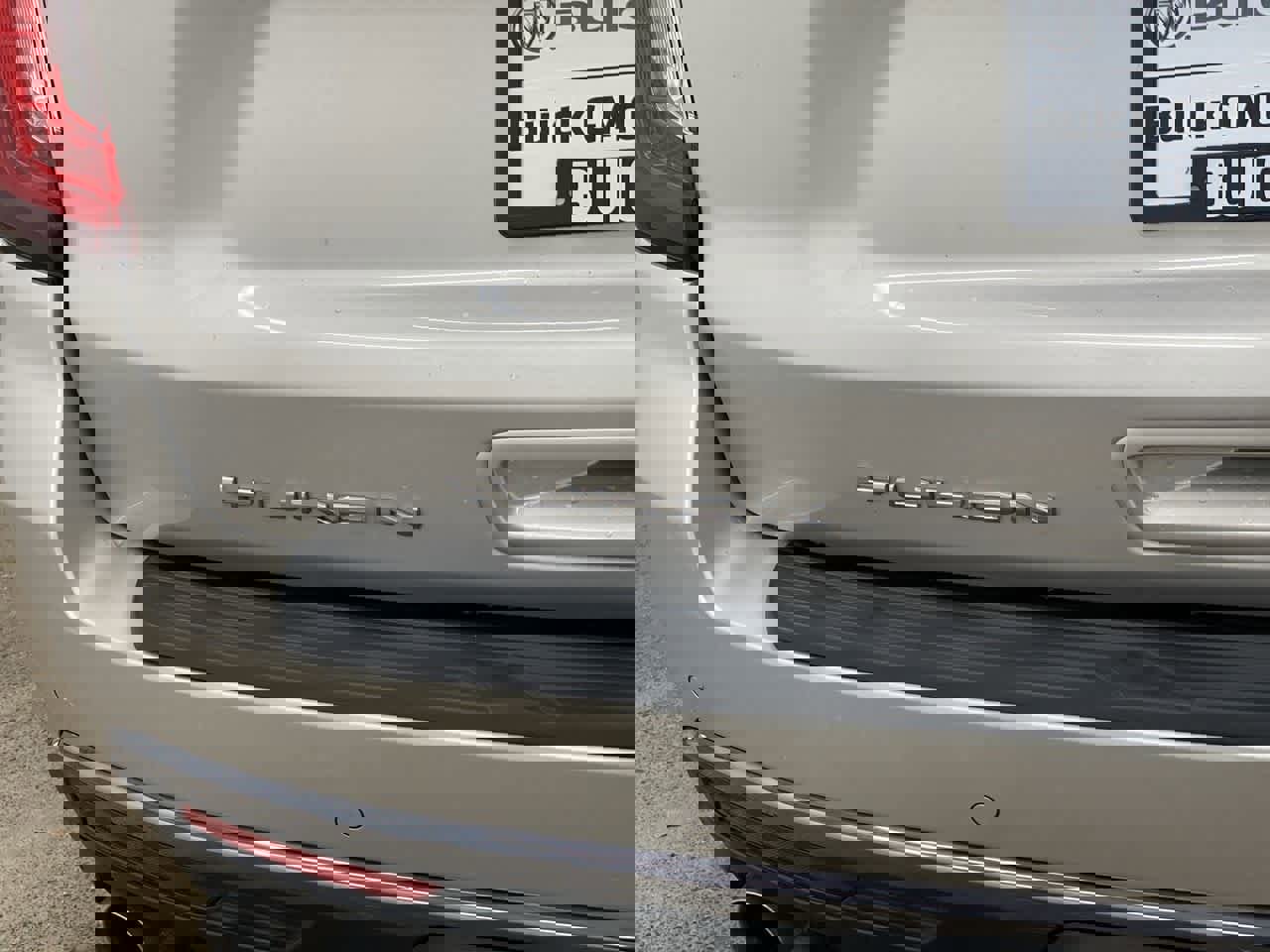 Used 2024 GMC Yukon Denali Ultimate image 10