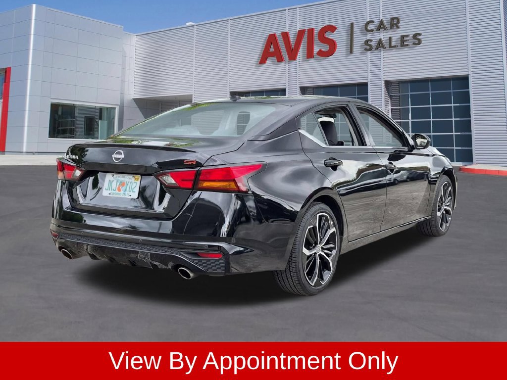 Used 2025 Nissan Altima 2.5 SR FWD image 6