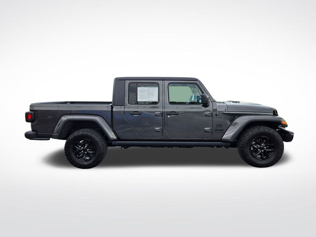 Used 2023 Jeep Gladiator Sport AWD/4WD image 2