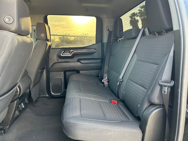 Used 2023 Chevrolet Silverado 1500 LT RWD image 35