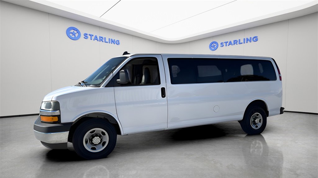 Used 2019 Chevrolet Express 3500 LT w/ LT Preferred Equipment Group image 2